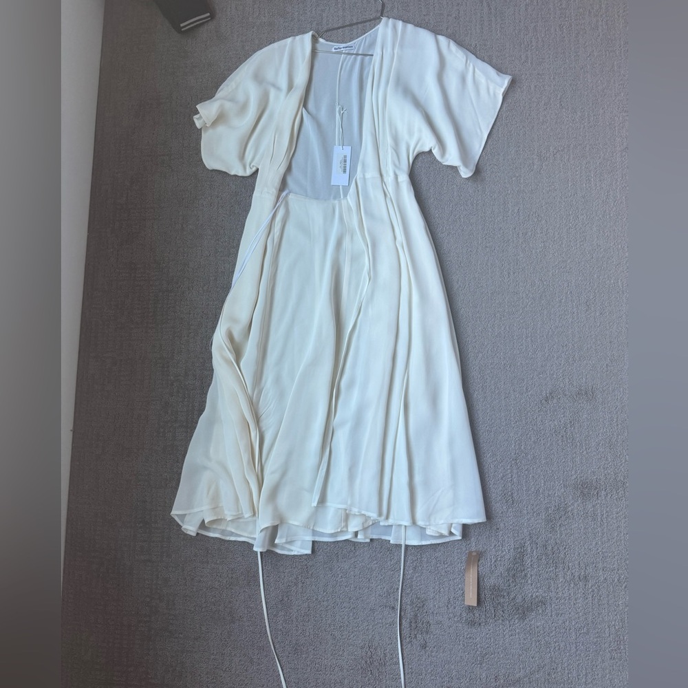 Reformation Karen Dress in Ivory - Picture 4 of 9